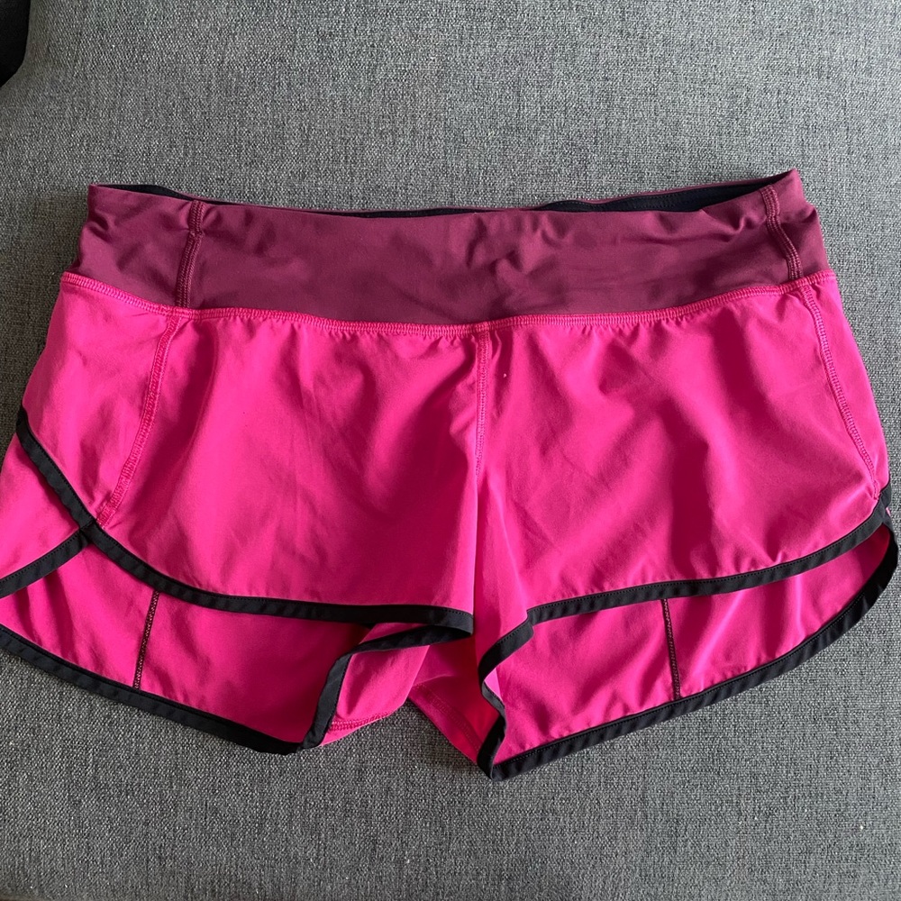 Lululemon Speed Shorts 2.5” inseam size 8 VGUC